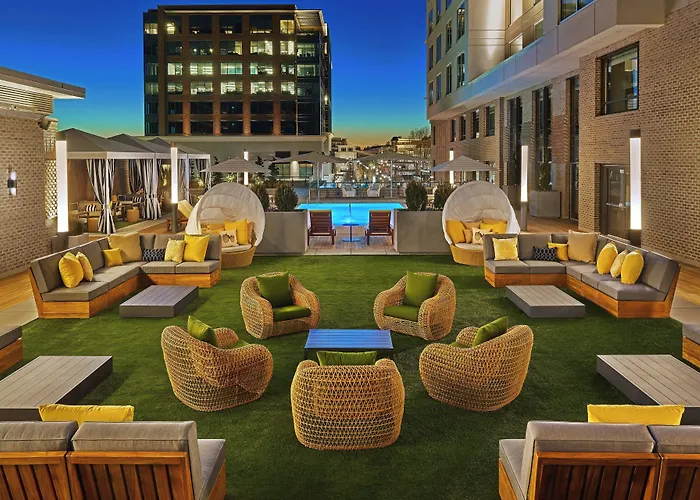 The Hotel At Avalon, Autograph Collection